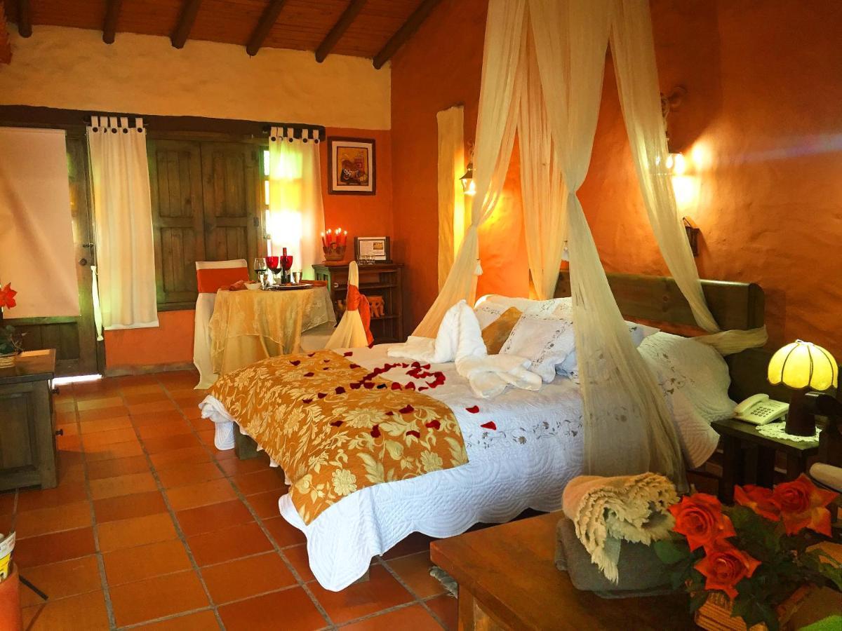Hotel Casablanca Natural Spa Paipa Extérieur photo